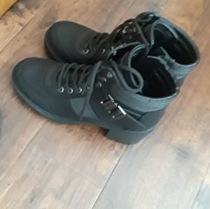 Brand new Guess booties without tag